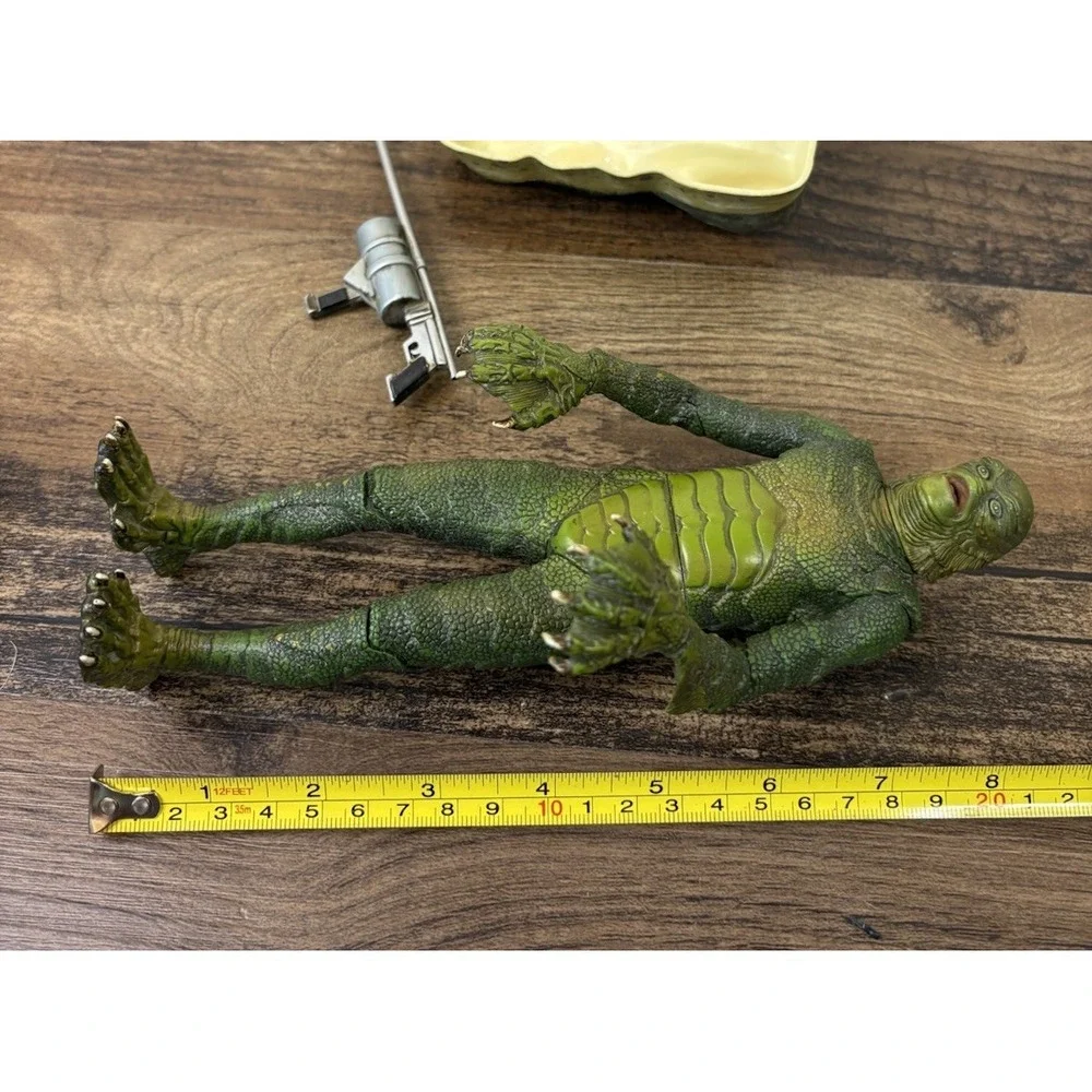 Universal Monsters Creature From The Black Lagoon 8.5